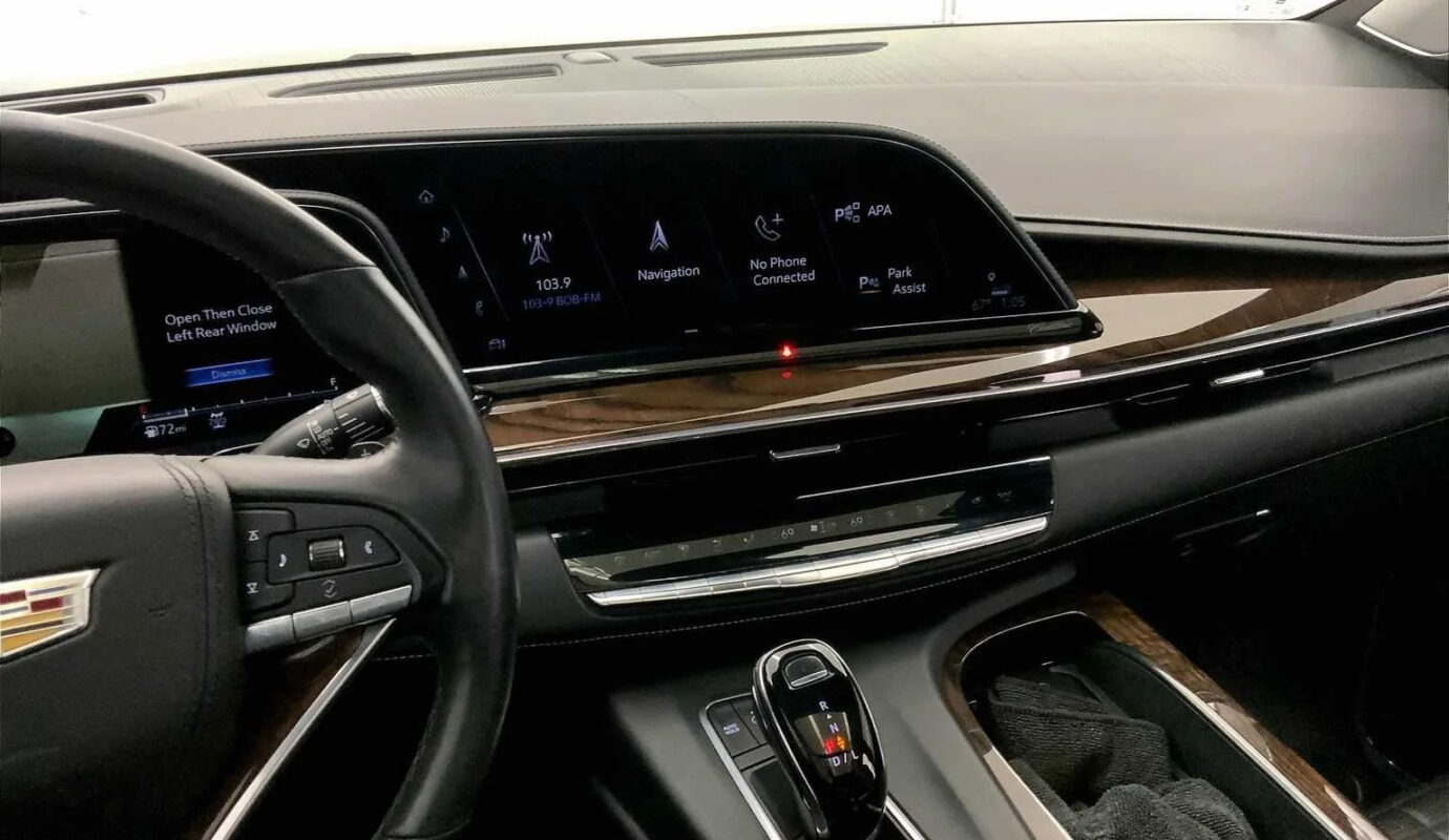 2022 Cadillac Escalade Sport Platinum