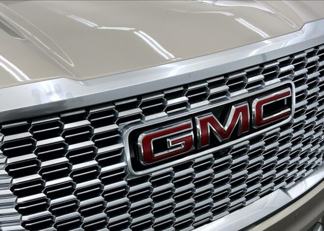 2024 GMC Yukon XL Denali