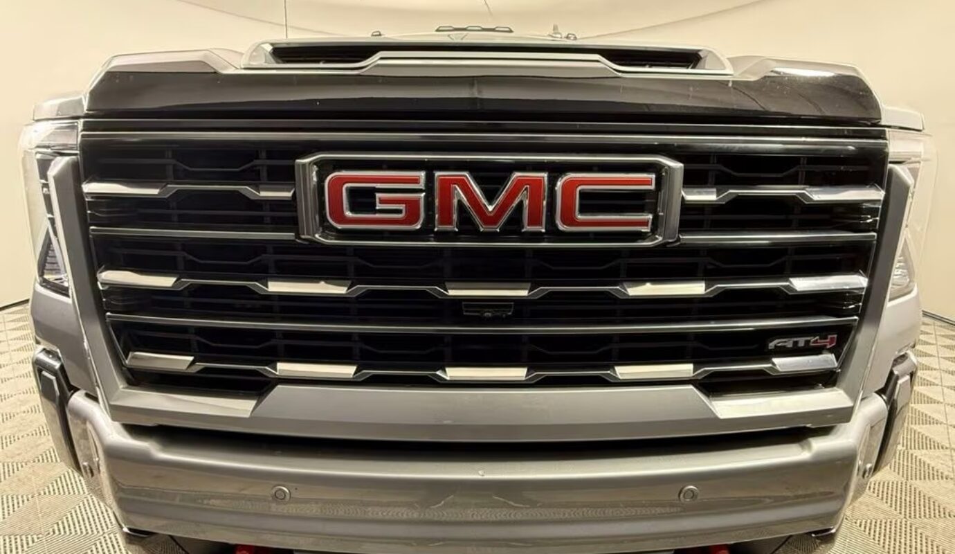 2024 GMC Sierra 2500 AT4