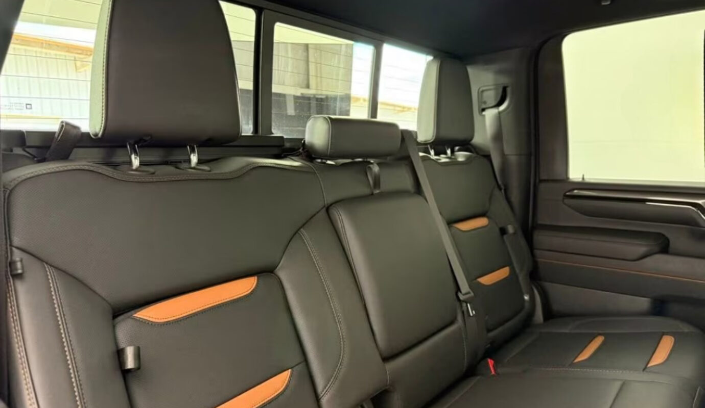 2024 GMC Sierra 2500 AT4