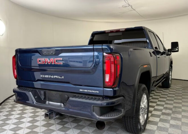 2022 GMC Sierra 2500HD Denali