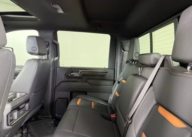 2024 GMC Sierra 2500 AT4