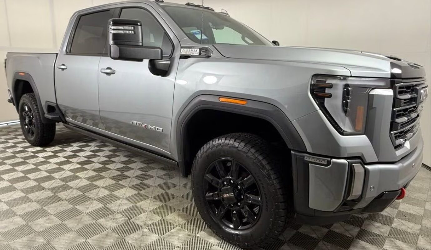 2024 GMC Sierra 2500 AT4
