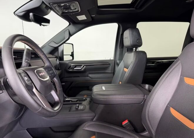 2024 GMC Sierra 2500 AT4