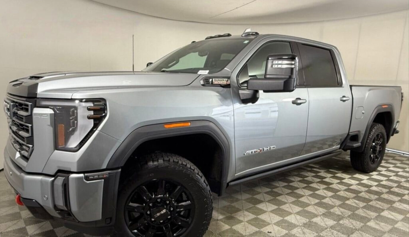 2024 GMC Sierra 2500 AT4
